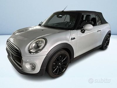 Usata Mini Cooper D Cabriolet Hype 115 CV (84 kW) 2017 Argento Cabrio