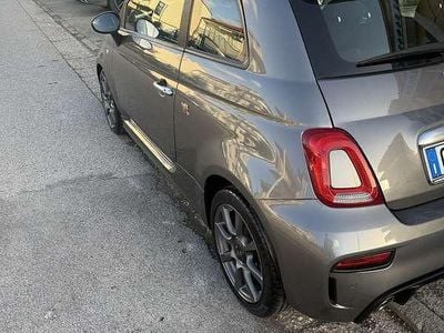 Usata Abarth 595 Turismo 165 CV (121 kW) 2022 Grigio Utilitaria