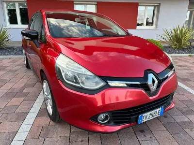 Usata Renault Clio IV 90 CV (66 kW) 2014 Berlina