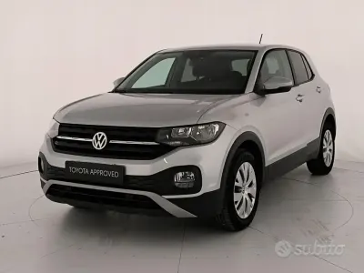 Usata VW T-Cross Style 95 CV (69 kW) 2019 Argento SUV
