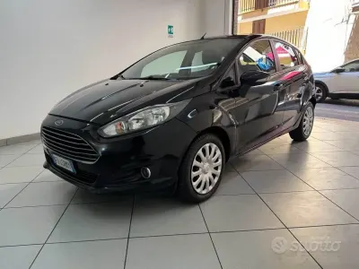 Usado Ford Fiesta Business Edition 75 CV (55 kW) 2016 Negro Utilitario