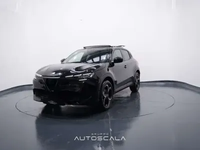 Nuova Alfa Romeo GT Junior Edizione Speciale 136 CV (100 kW) 2026 Nero tortona SUV