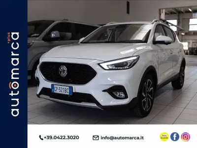Usata MG ZS Luxury 106 CV (77 kW) 2023 Bianco SUV