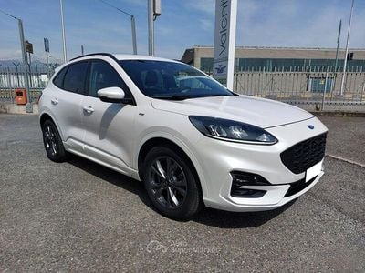 Usata Ford Kuga ST-Line 120 CV (88 kW) 2022 Bianco SUV
