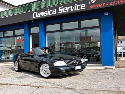 Usata Mercedes SL500 306 CV (225 kW) 2000 Nero Cabrio