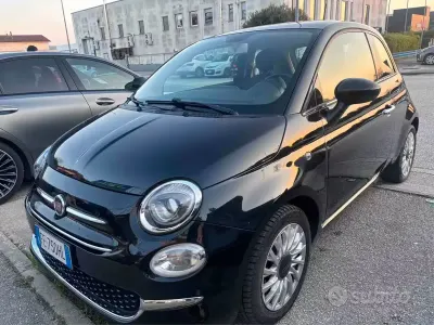 Begagnad Fiat 500 Lounge 69 HK (50 kW) 2016 Svart Sedan