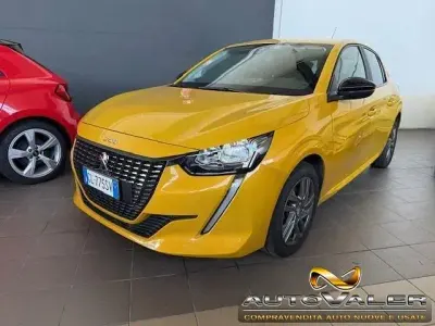 Usata Peugeot 208 102 CV (75 kW) 2022 Giallo Utilitaria