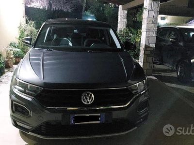 Usata VW T-Roc 150 CV (110 kW) 2019 Grigio SUV