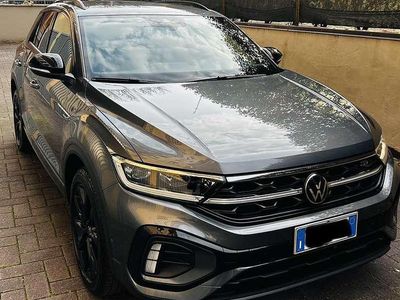Usata VW T-Roc R-line 116 CV (85 kW) 2023 Nero SUV