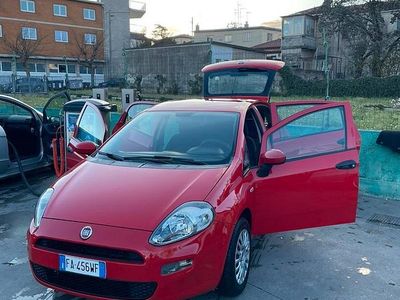 Usata 2016 Fiat Punto Street Berlina | 5990 € (Buon prezzo)