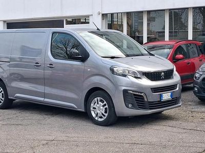 Usata Peugeot Expert Premium 176 CV (129 kW) 2022 Argento Furgone