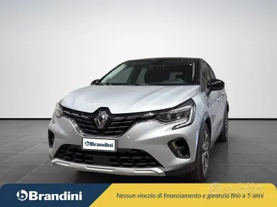 Usata Renault Captur Intens 92 CV (67 kW) 2021 Grigio SUV