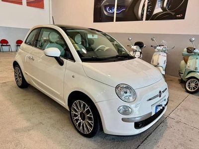 Usata Fiat 500 Lounge 95 CV (69 kW) 2016 Bianco Utilitaria