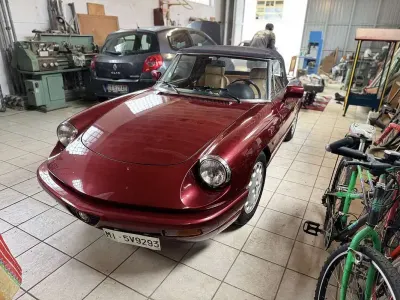 Usata Alfa Romeo Spider 122 CV (89 kW) 1992 Cabrio