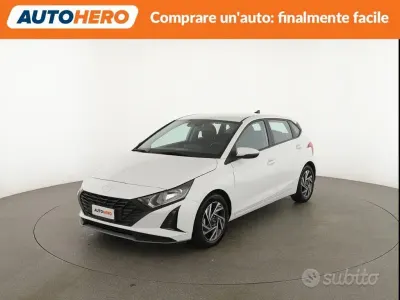 Gebraucht Hyundai i20 79 PS (58 kW) 2025 Weiß Kleinwagen