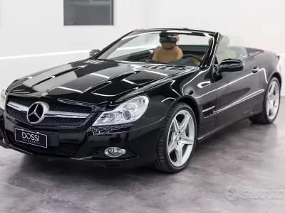 Usata Mercedes SL350 315 CV (231 kW) 2009 Nero Cabrio