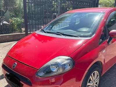 Rosso Usata 2013 Fiat Grande Punto Lounge Utilitaria | 3500 € (Ottimo prezzo)