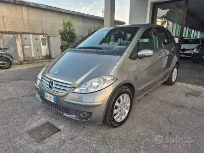 Usata Mercedes A180 Elegance 109 CV (80 kW) 2008 Marrone Berlina