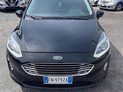 Usata Ford Fiesta 86 CV (63 kW) 2018 Nero Utilitaria