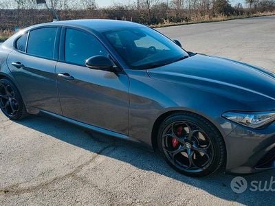 Usata Alfa Romeo Giulia Tech Edition 190 CV (139 kW) 2019 Grigio Berlina