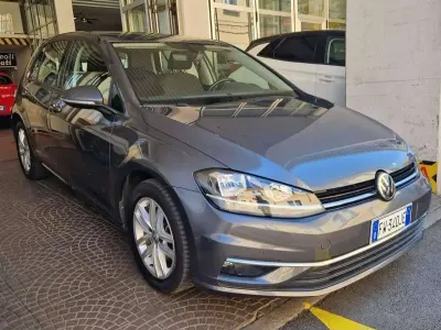 Usata VW Golf VII Business 116 CV (85 kW) 2019 Grigio Berlina