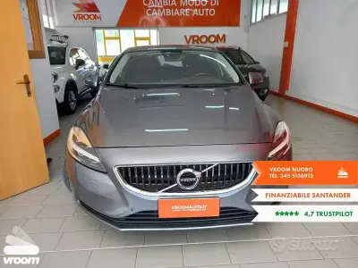 Usata Volvo V40 Business Edition 120 CV (88 kW) 2019 Berlina