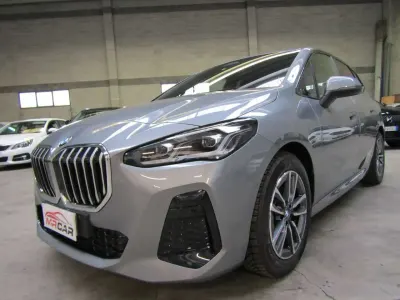 Usata BMW 220 Active Tourer M Sport 156 CV (114 kW) 2024 Grigio Monovolume