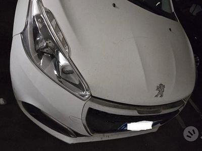 Usata Peugeot 208 75 CV (55 kW) 2016 Bianco Utilitaria