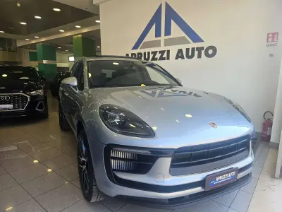 Usata Porsche Macan 381 CV (280 kW) 2023 Argento SUV