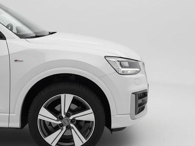 Bianco Usata 2020 Audi Q2 S-Line SUV | 24.800 € (Cara)