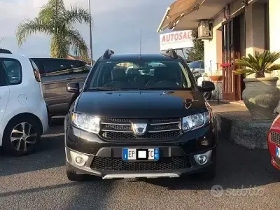 Gebraucht Dacia Sandero Prestige 90 PS (66 kW) 2013 Schwarz Limousine