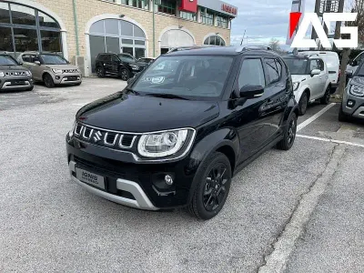 Nuova Suzuki Ignis 83 CV (61 kW) 2025 Rosso Utilitaria