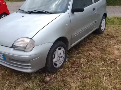Usata Fiat 600 54 CV (39 kW) 2003 Berlina