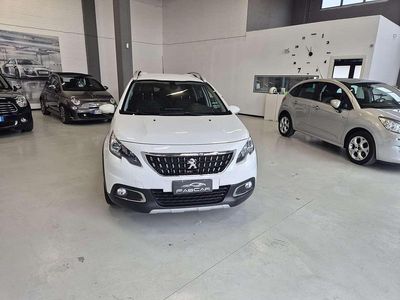 Begagnad Peugeot 2008 99 HK (72 kW) 2017 Vit SUV