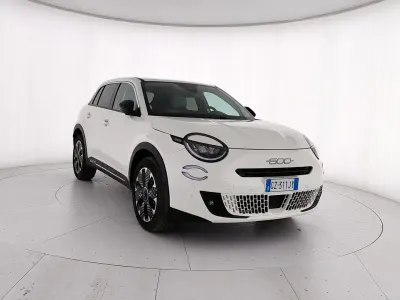 Usata Fiat 600 La Prima 100 CV (73 kW) 2025 Bianco SUV