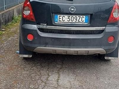 Usata Opel Antara 150 CV (110 kW) 2010 Nero SUV