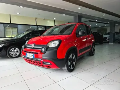 Usata Fiat Panda Cross Cross 69 CV (50 kW) 2020 Rosso Utilitaria