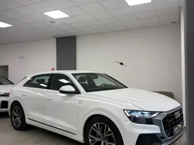 Usata Audi Q8 Sport 285 CV (209 kW) 2021 Bianco SUV