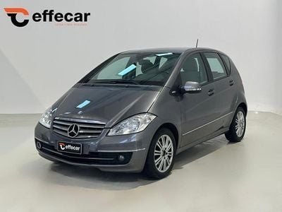 Usata Mercedes A180 Elegance 116 CV (85 kW) 2010 Grigio
