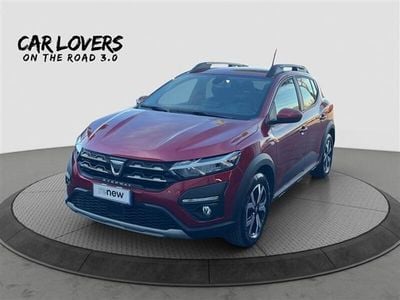 Usata Dacia Sandero Comfort 101 CV (74 kW) 2023 Rosso Utilitaria