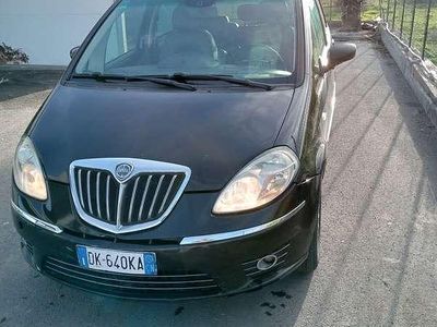 Usata Lancia Musa 90 CV (66 kW) 2008 Nero Monovolume