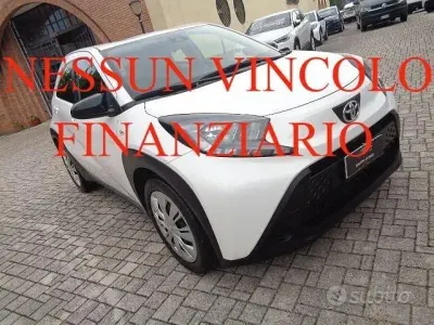 Usata Toyota Aygo X Active 72 CV (52 kW) 2024 Bianco SUV