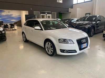 Usata Audi A3 Sportback Ambiente 105 CV (77 kW) 2012 Bianco Utilitaria