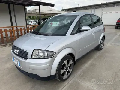 Usata Audi A2 Comfort 75 CV (55 kW) 2004 Grigio Utilitaria