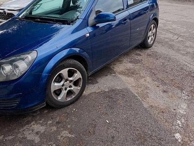 Usata Opel Astra 2005 Blu Berlina