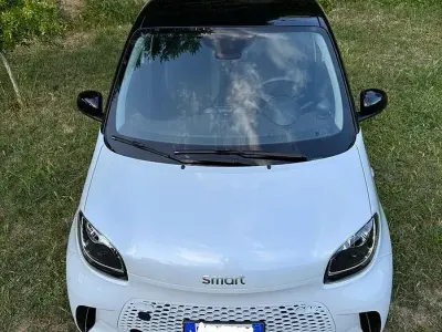 Usata Smart ForFour Electric Drive 41 kW (56 CV) 2020 Bianco Utilitaria
