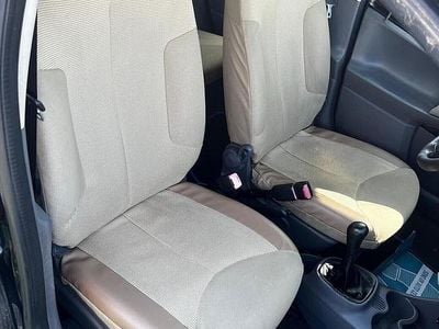 Usata Peugeot 107 54 CV (39 kW) 2007 Nero Utilitaria