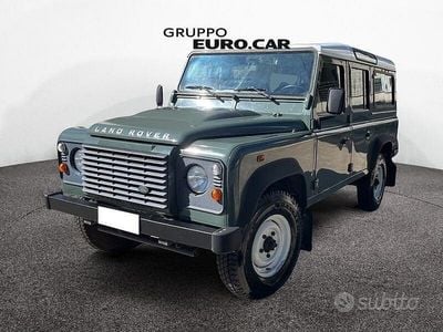 Usata Land Rover Defender S 122 CV (89 kW) 2012 Verde SUV