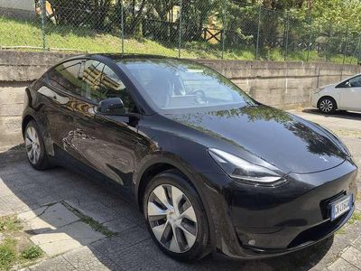 Usata Tesla Model Y RWD 88 kW (120 CV) 2023 Nero SUV