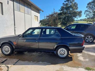 Usata Alfa Romeo 75 148 CV (108 kW) 1991 Berlina